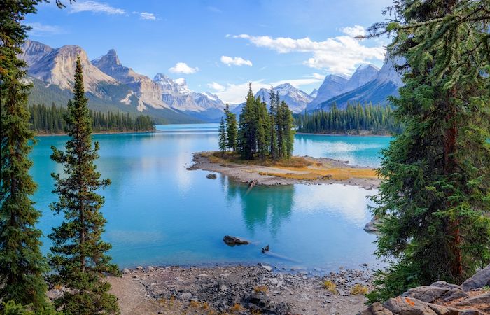 Maligne Lake