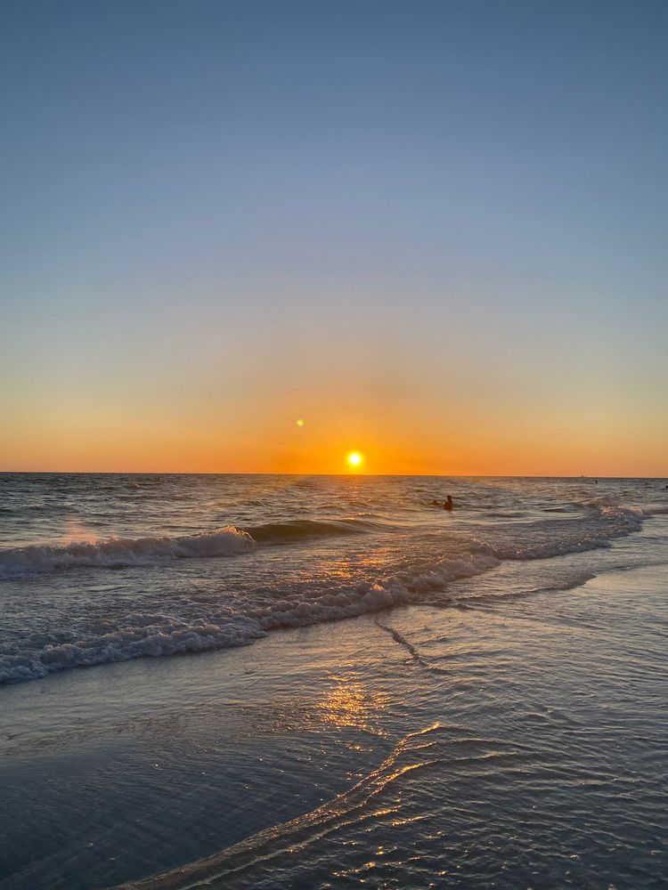 Stunning sunset at Manatee Beach