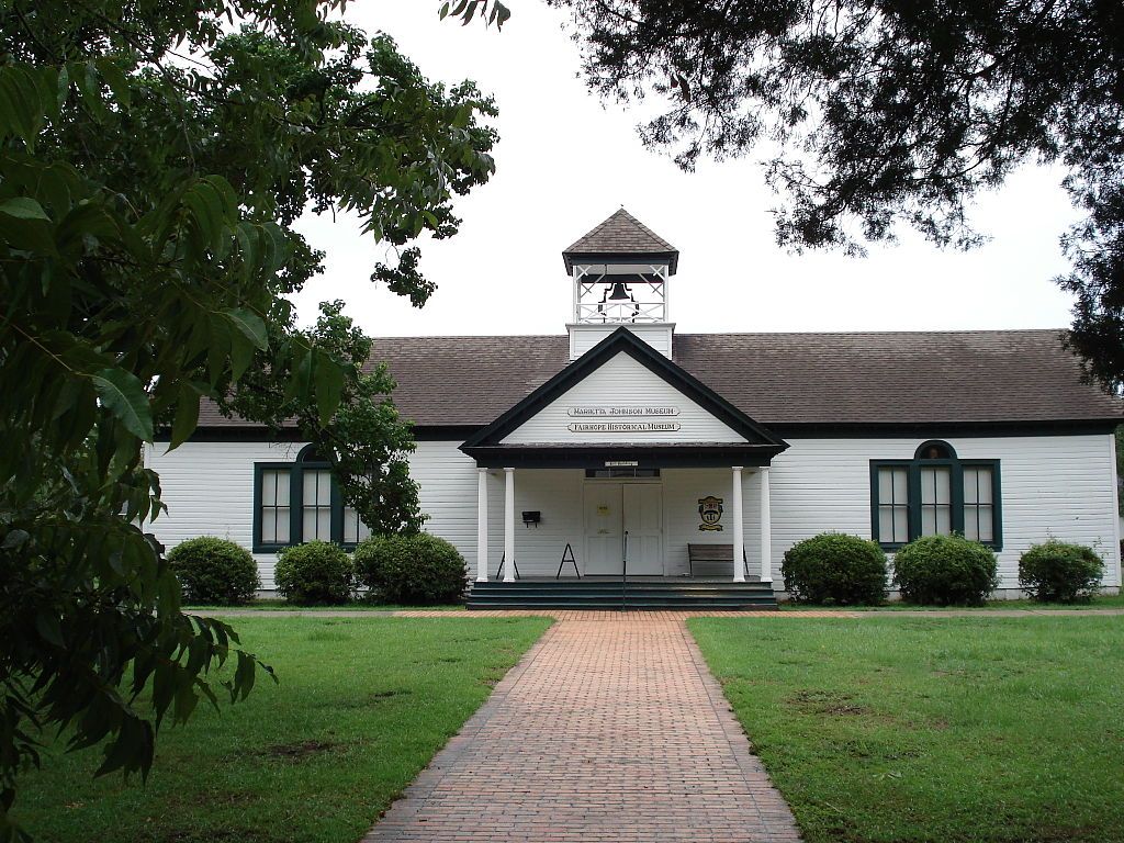 Exterior of the Marietta Johnson Museum
