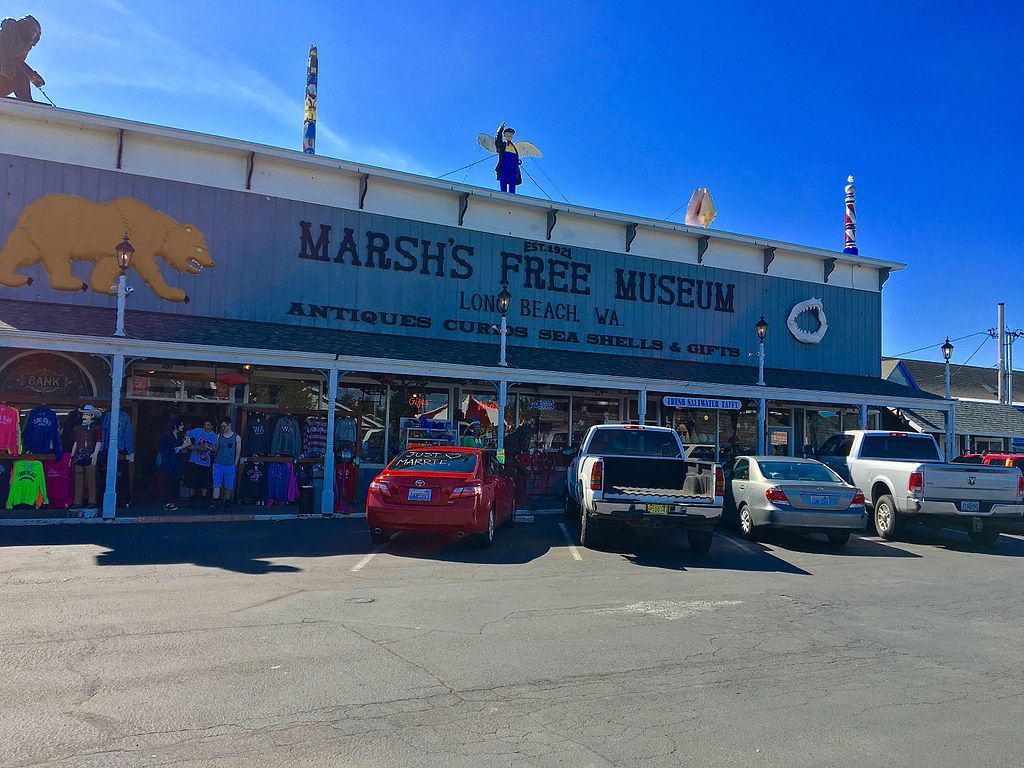 Exterior of Marsh’s Free Museum