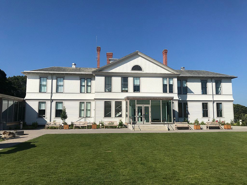 Exterior of Martha's Vineyard Museum