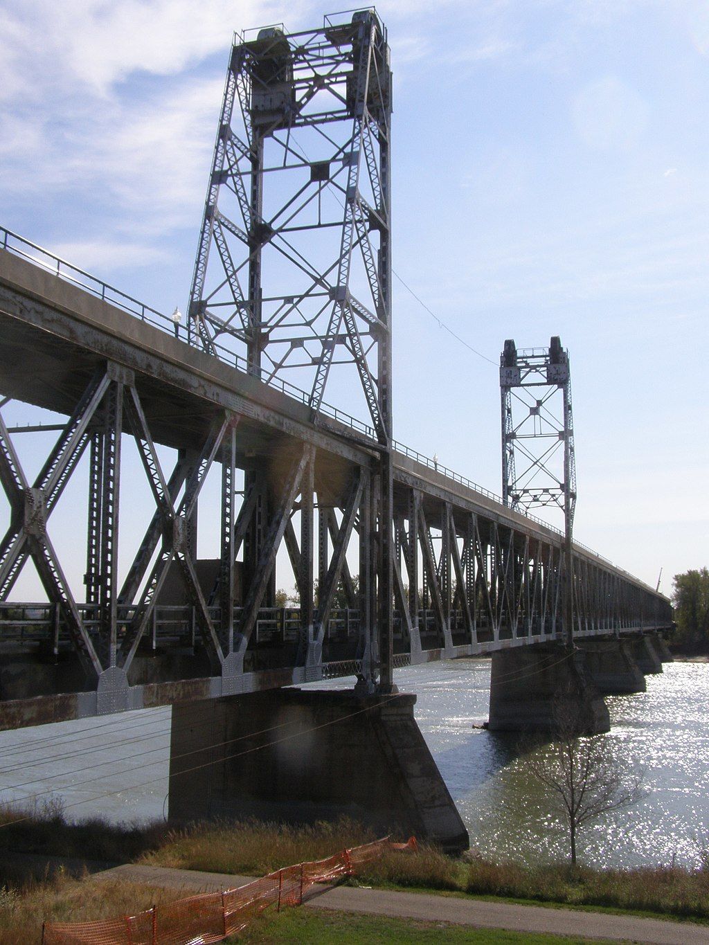 Structure of Meridian Bridge
