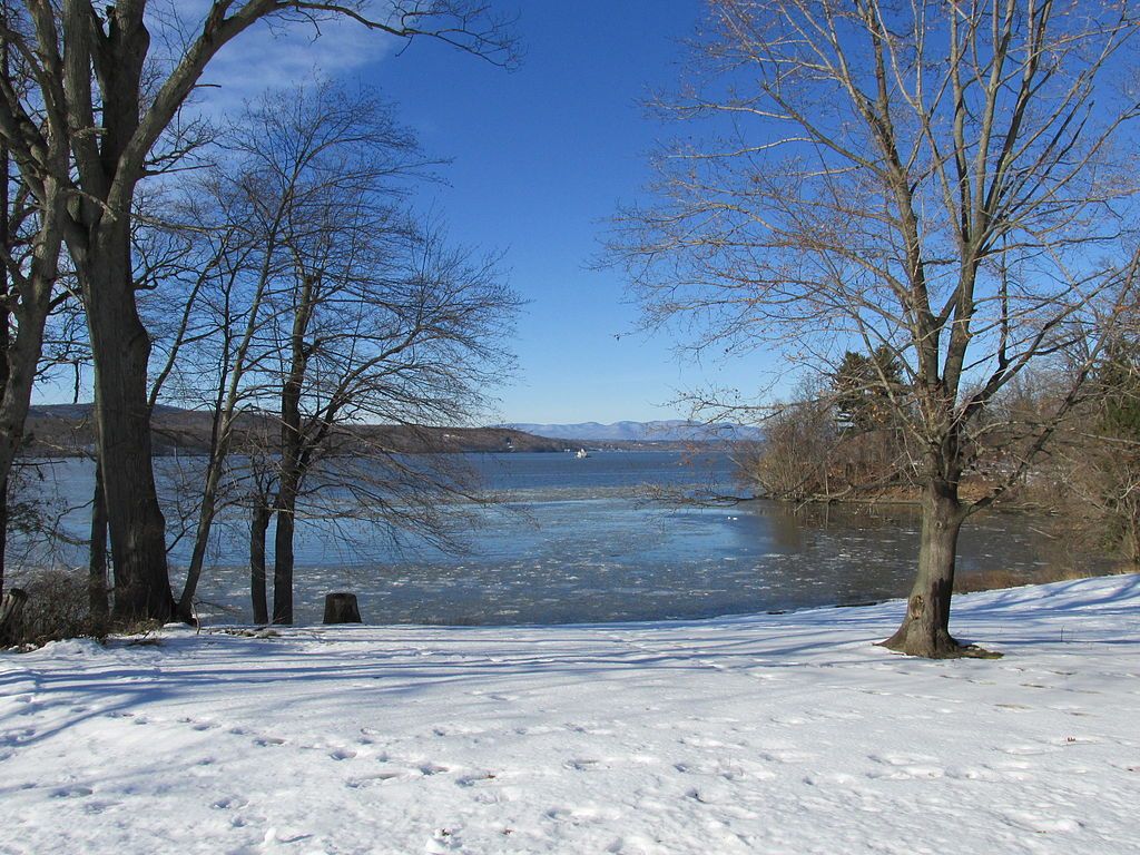 Winter scene at Mills State Park