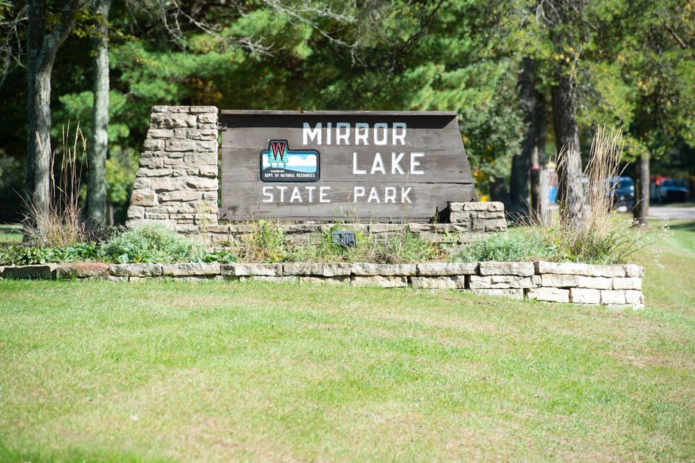 Signage of Mirror Lake State Park