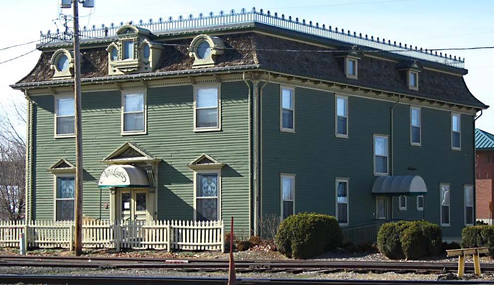 Exterior of Miss Laura’s Visitor Center