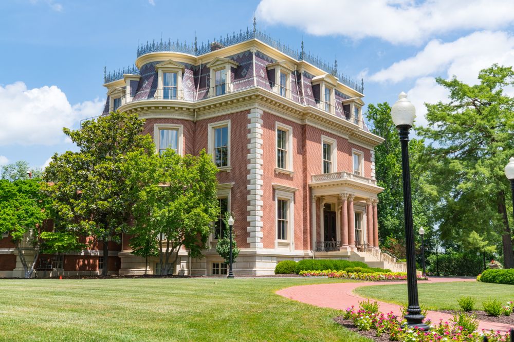 Front View of Missouri Governor's Mansion