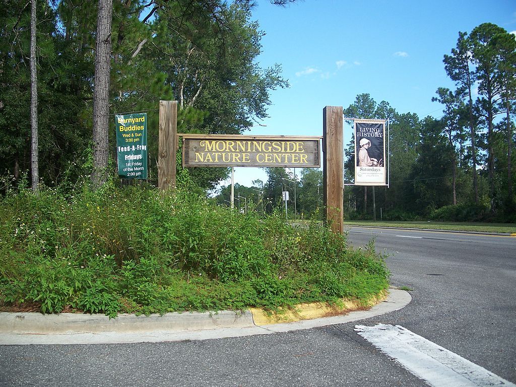 Entry way to Morningside Nature Center