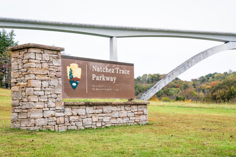 Sign in Natchez Trace Parkway Bridge