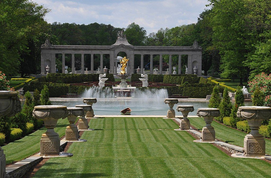 Fountain at the Nemours Estate