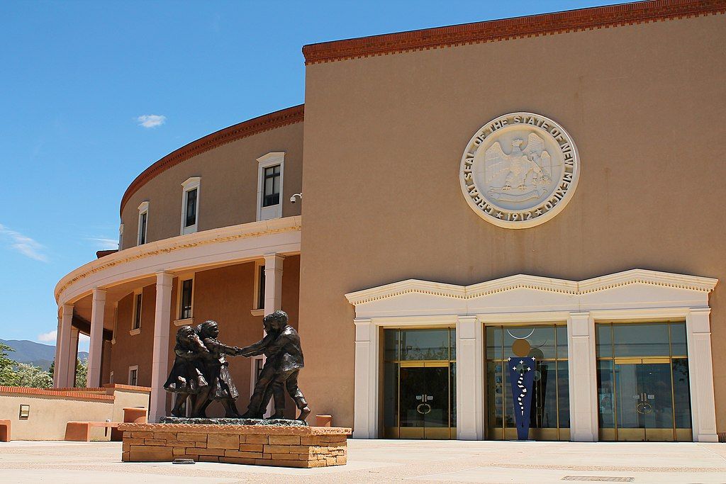Front view of New Mexico State Capitol
