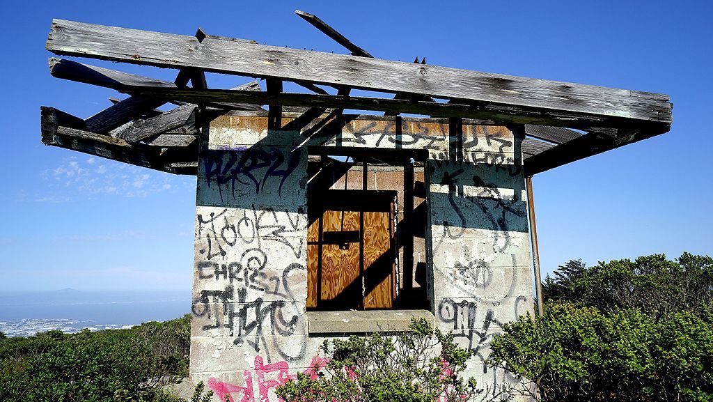 Graffitis at the Nike Missile Control Site SF-51