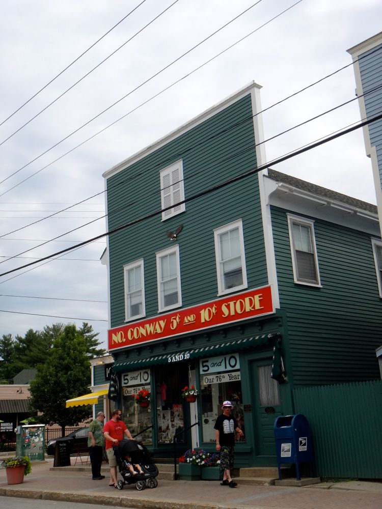 Exterior view of the North Conway 5 and 10 Cent Store
