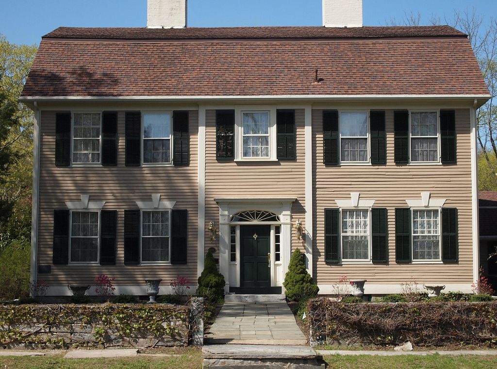 Facade of a house at Norwichtown Historic District