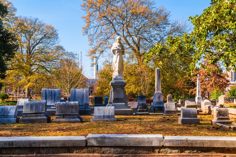 Tombstones at Oakland Cemetery