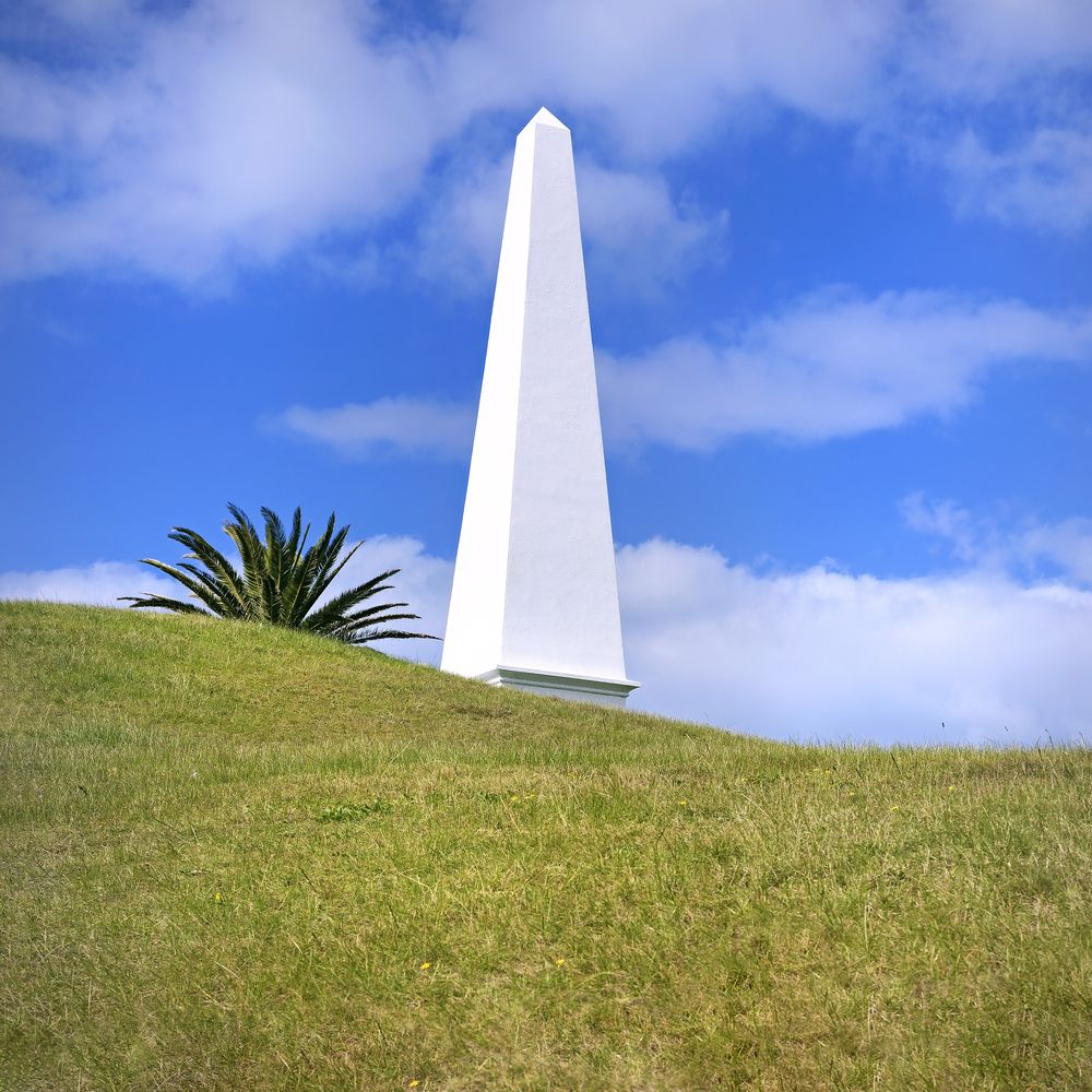 White pillar of Obelisk at Newcastle