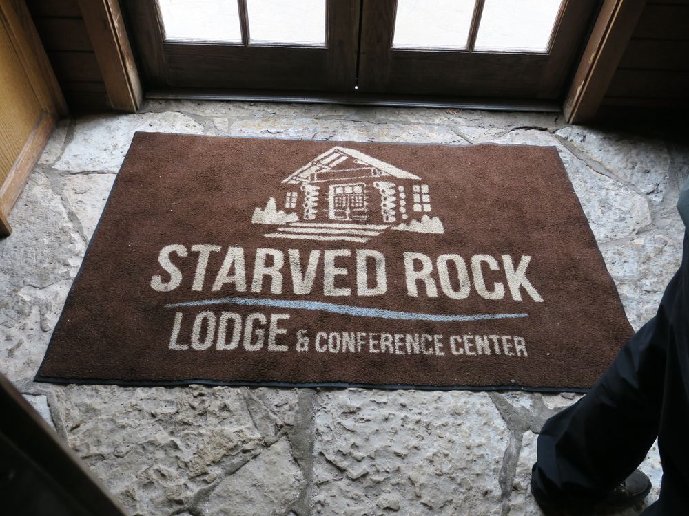 Welcome mat of Starved Rock Lodge