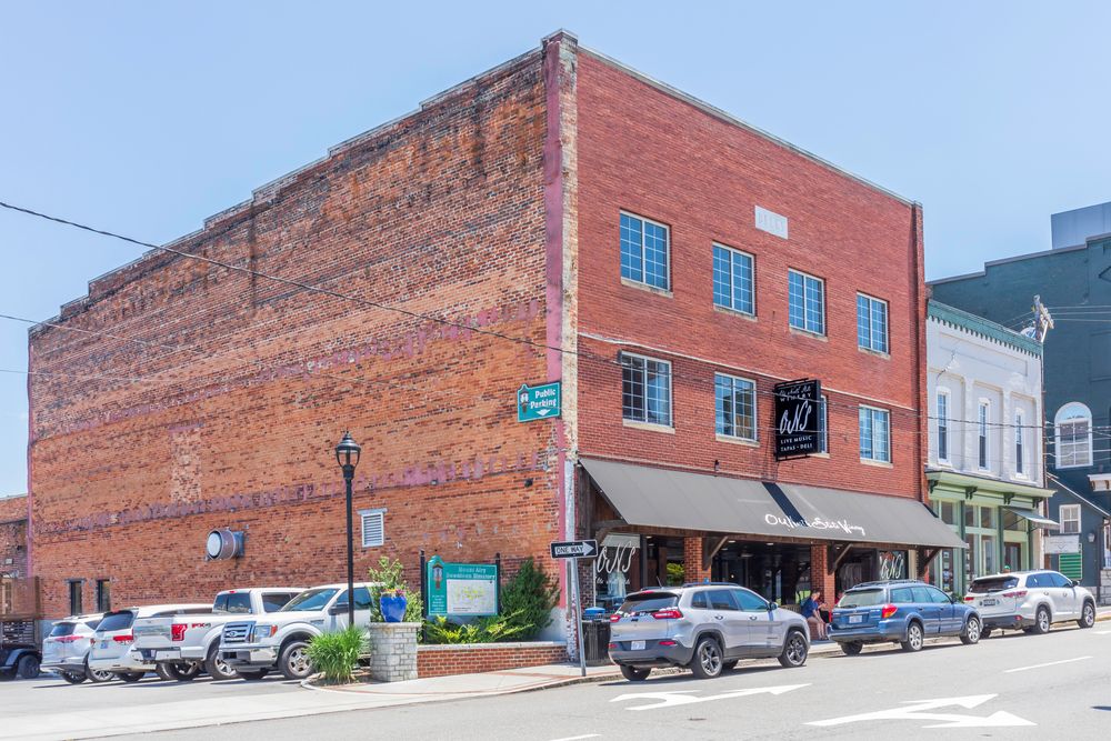 Exterior of Old North State Winery