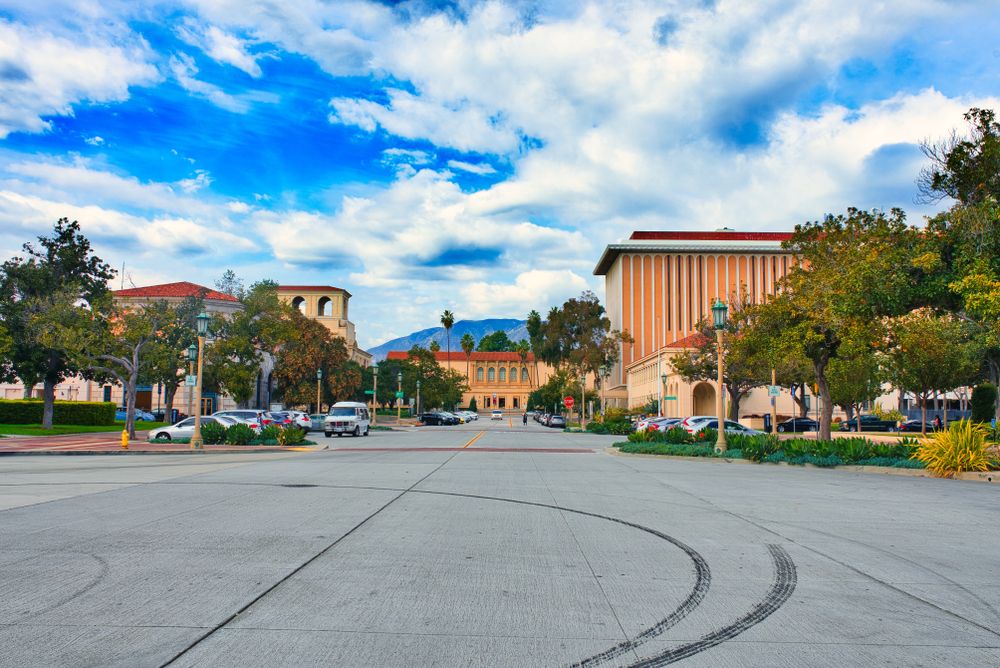 Street view of Old Pasadena