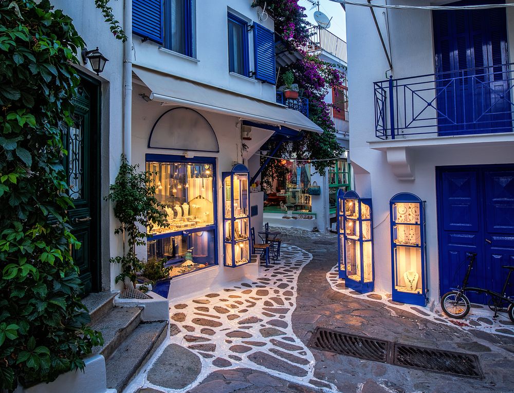 An alley at Old Town Skiathos