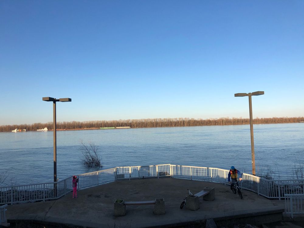 Kids cycling in Paducah River walk