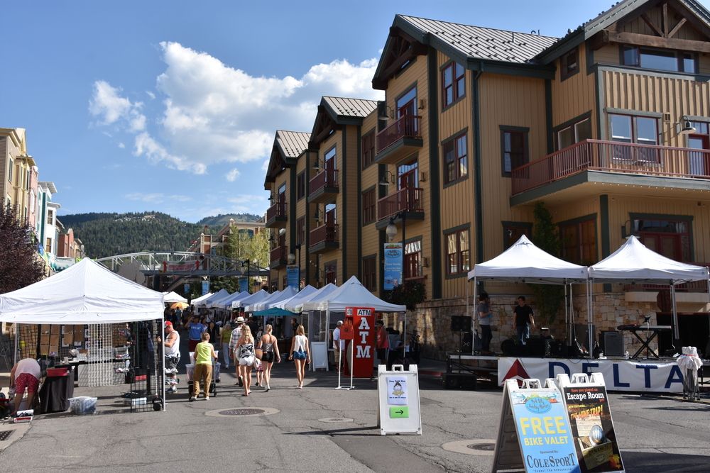 View of Park Silly Sunday Market