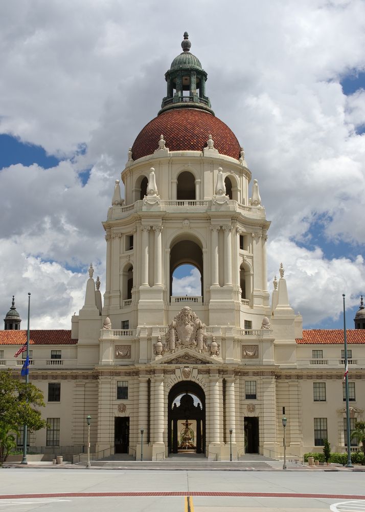 Front view of Pasadena City Hall