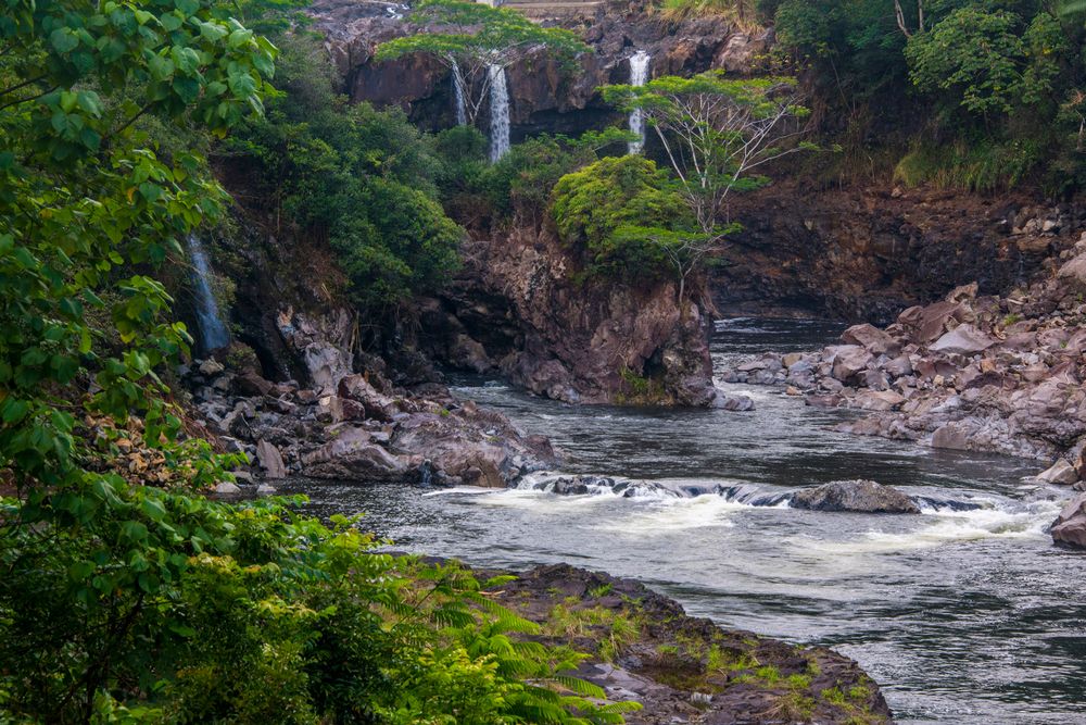 Pe'epe'e Falls