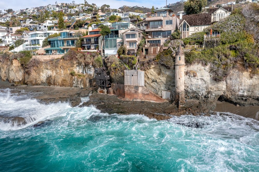 Scenic view of Pirate Tower
