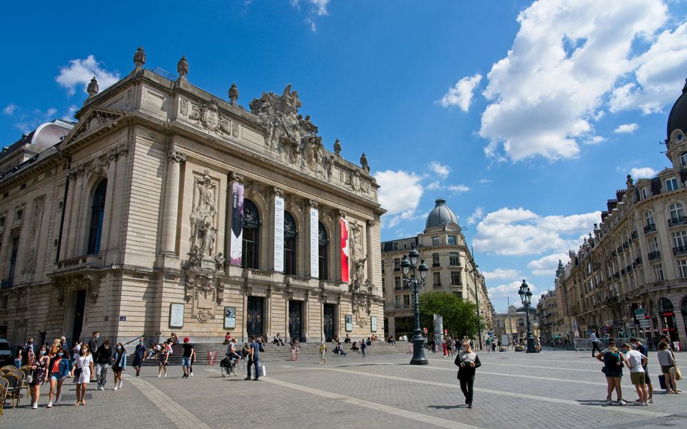 Place Du Theatre
