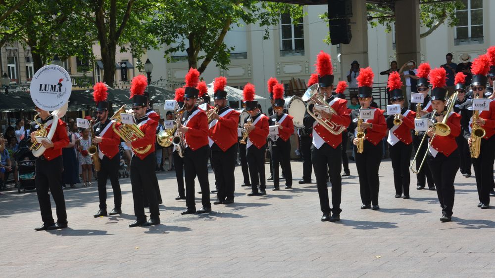 Band performance at Place d’Armes