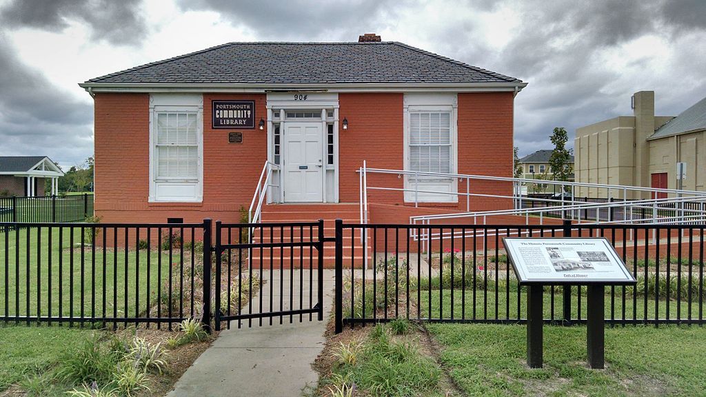 Front view of Portsmouth Colored Community Library Museum