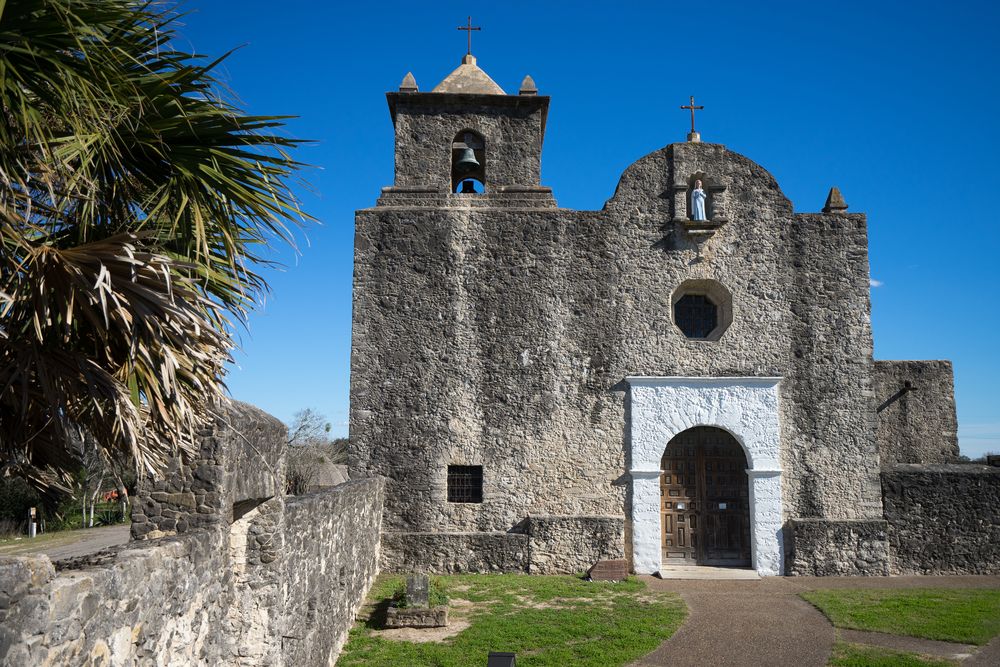 Facade of the Presidio La Bahia