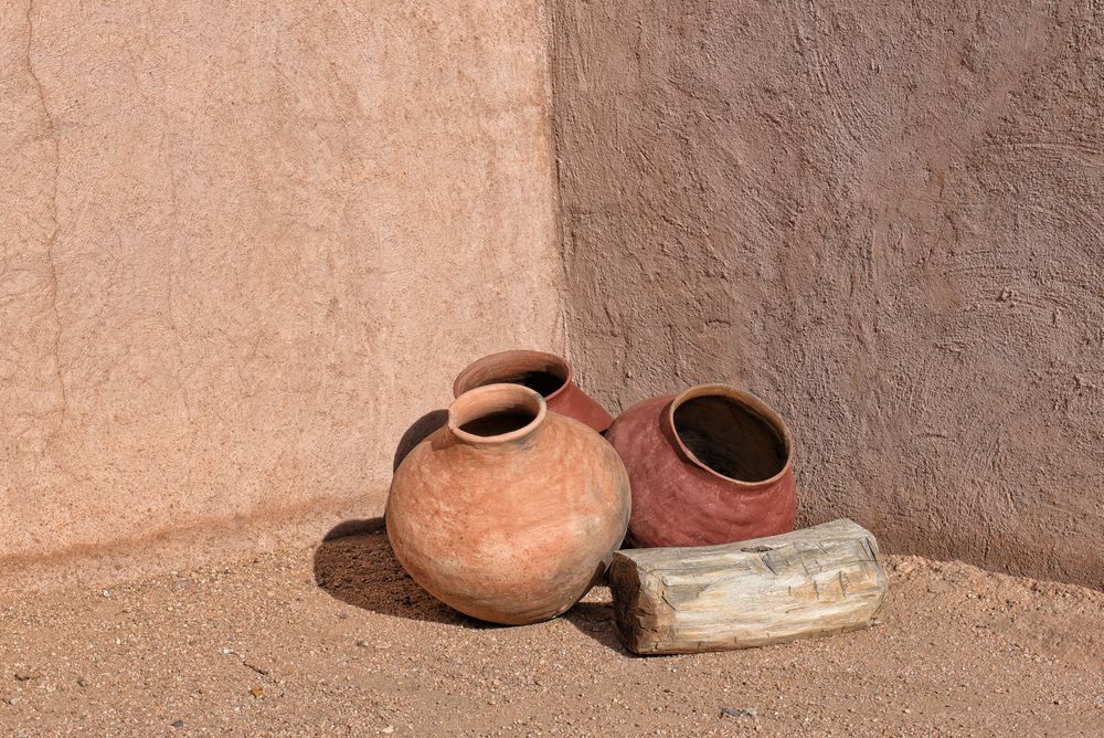 Display of pots at Pueblo Grande Museum Archaeological Park