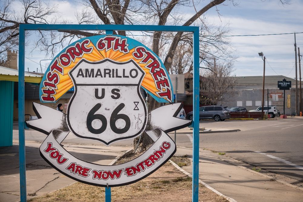 Signage of the Route 66 Historic District