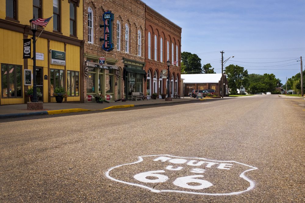 Buildings along Route 66, Illinois to Missouri