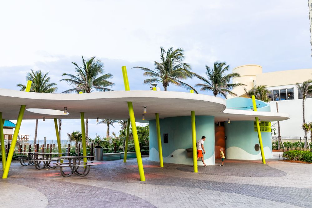 Dining area at Samson Oceanfront Park