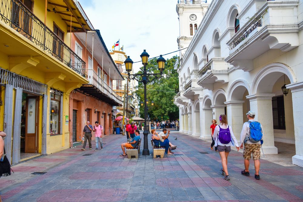 People walking on the El Conde street at Santa Domingo