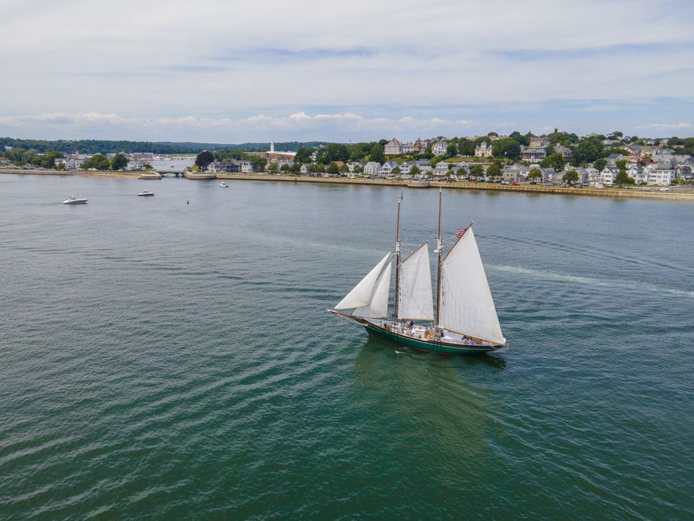 Schooner Thomas E. Lannon sailing in ocean at Gloucester