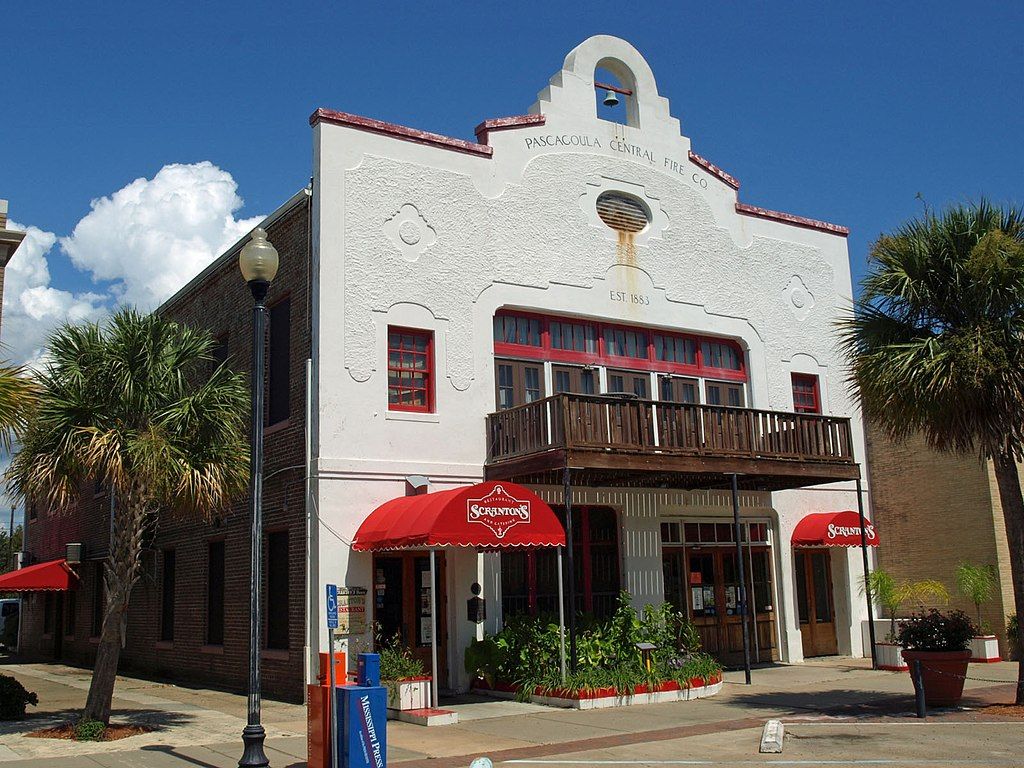 Exterior view of the Scranton's Restaurant and Catering