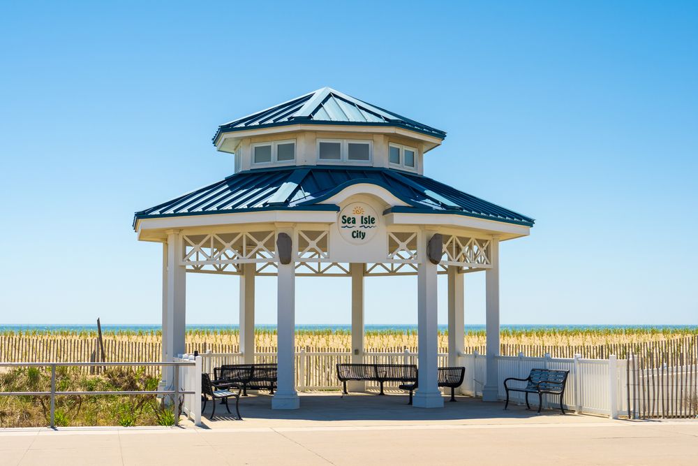 A round shaped shed at Sea Isle Promenade.