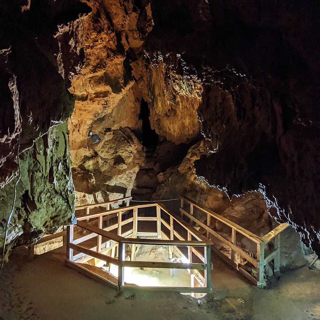 Scenic view of Caverns at Natural Bridge