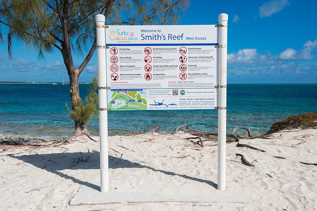 Sign board at Smith’s Reef