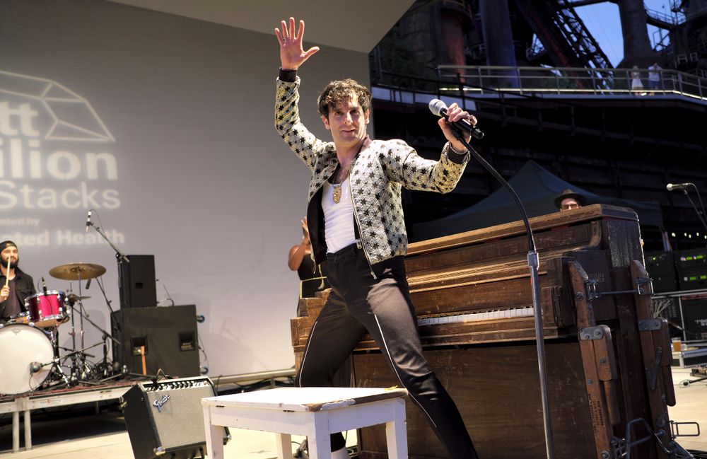 Concert performance at SteelStacks
