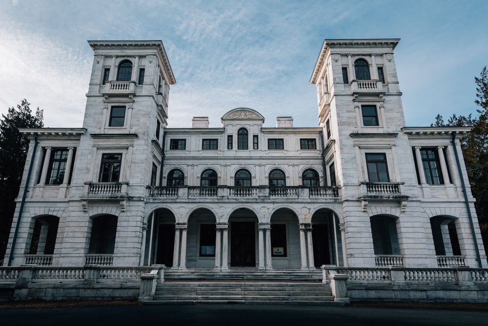 Swannanoa Palace