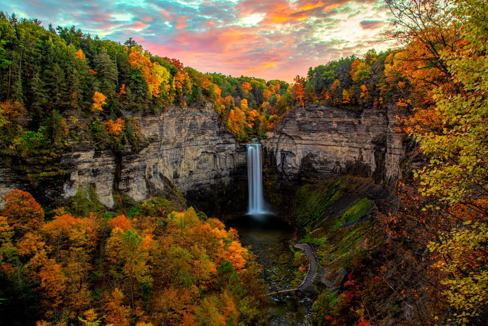 Fall scene at Taughannock Falls State Park