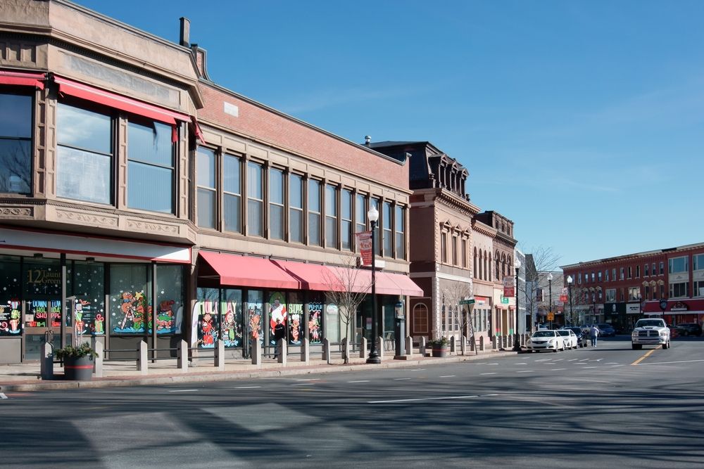 Commercial buildings at Taunton Green