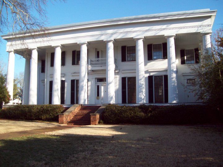 Beautiful white architecture of Taylor-Grady House