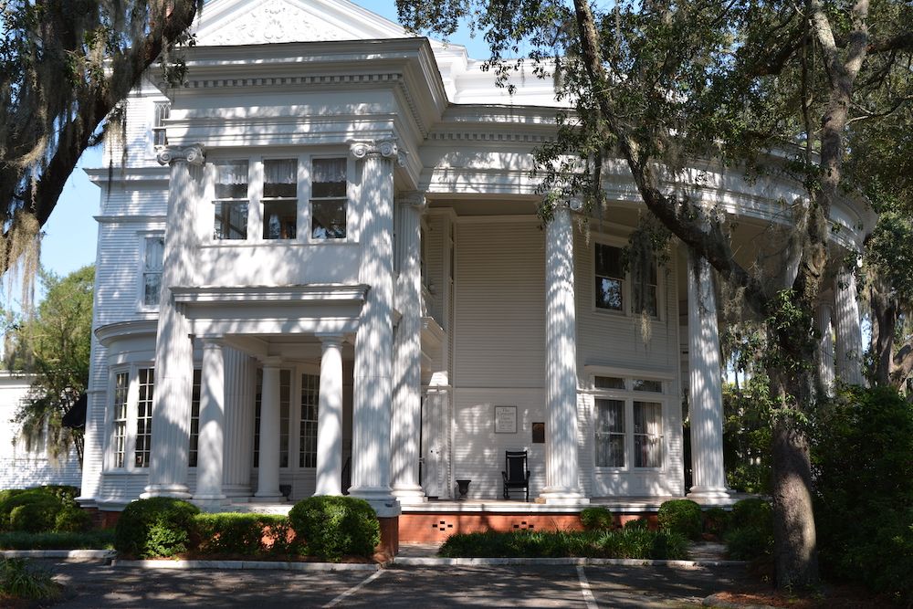Exterior of The Crescent, Valdosta