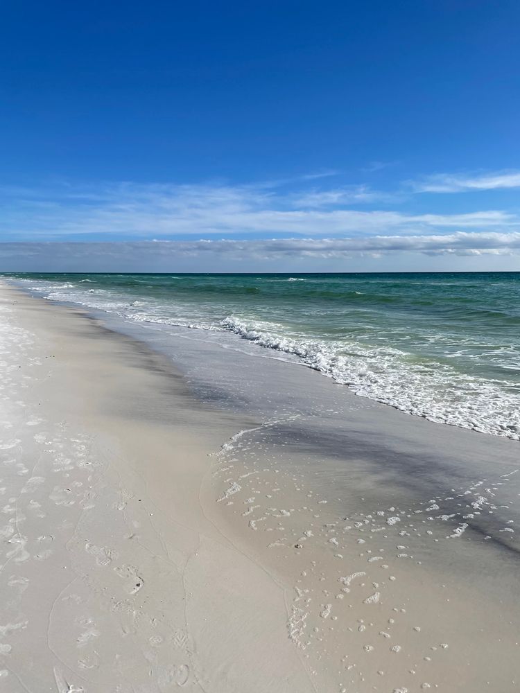 Beach shore at Topsail Hill Preserve State Park