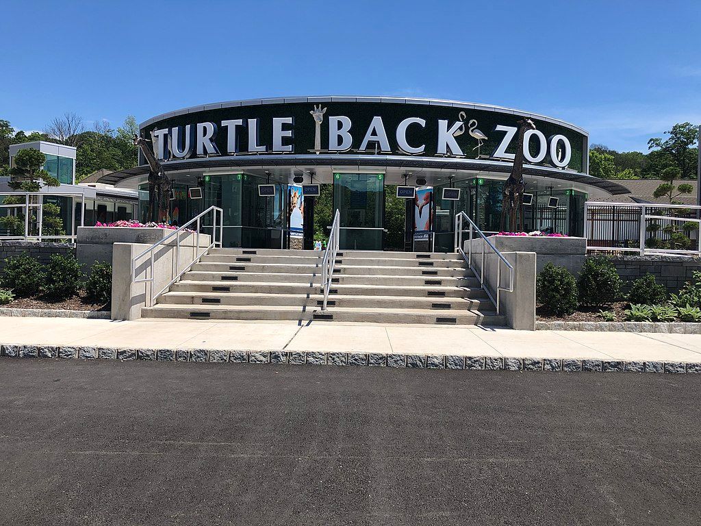 Entrance to the Turtle Back Zoo